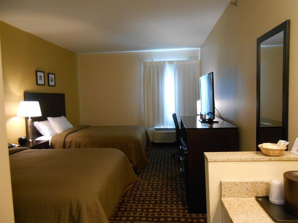 Spark By Hilton Minot Zewnętrze zdjęcie